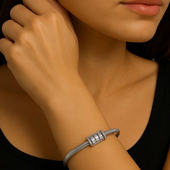 American Eagle Silver-Tone Crystal Cuff Bracelet Stylish Women's Fashion Jewelry - Picture 1 of 8